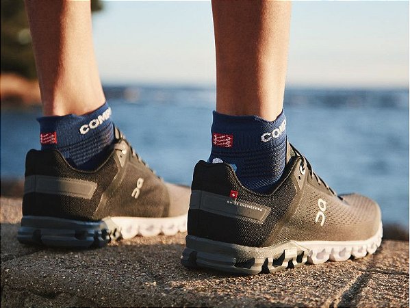 MEIA DE COMPRESSÃO PARA CORRIDA CANO CURTO - AZUL- PRO RACING SOCKS V4.O RUN LOW