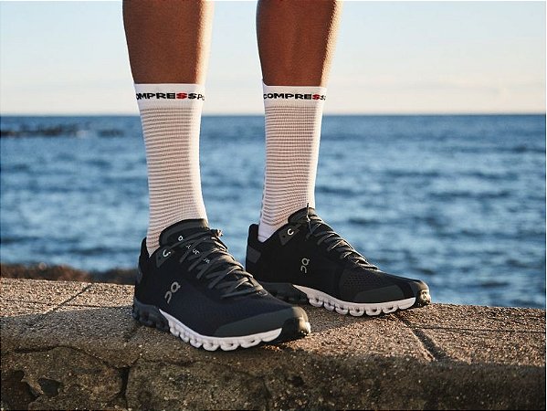 MEIA DE COMPRESSÃO PARA CORRIDA CANO MÉDIO - BRANCA- PRO RACING SOCKS V4.0 RUN HIGH