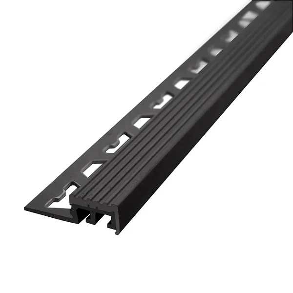Protetor de Degrau - Atrim - Border - Preto - PVC - 10 x 18 mm - 2,5m linear
