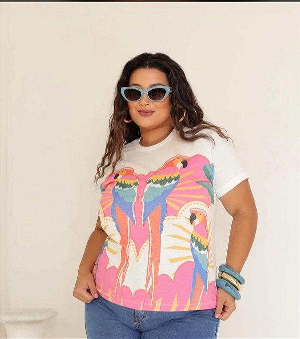 T-Shirt Arara Aquarela - Manga Japonesa