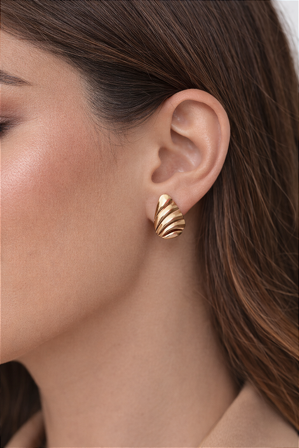 Brinco folha - Folheado a Ouro 18K