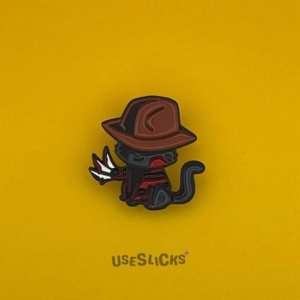 Pin Gatinho Filme Terror Esmaltado