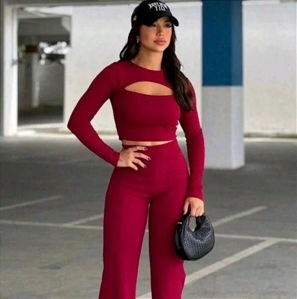 Conjunto Canelado Feminino Fitness Vinho