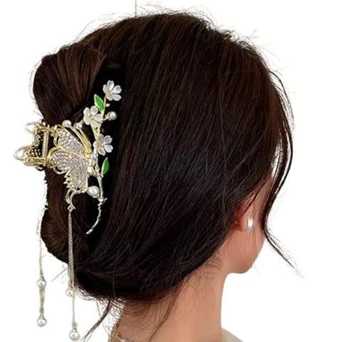 Piranha borboleta c/ flor , pérola e strass