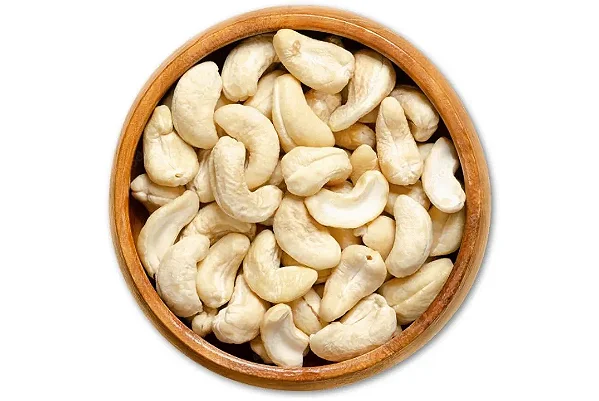 Castanha de caju crua inteira