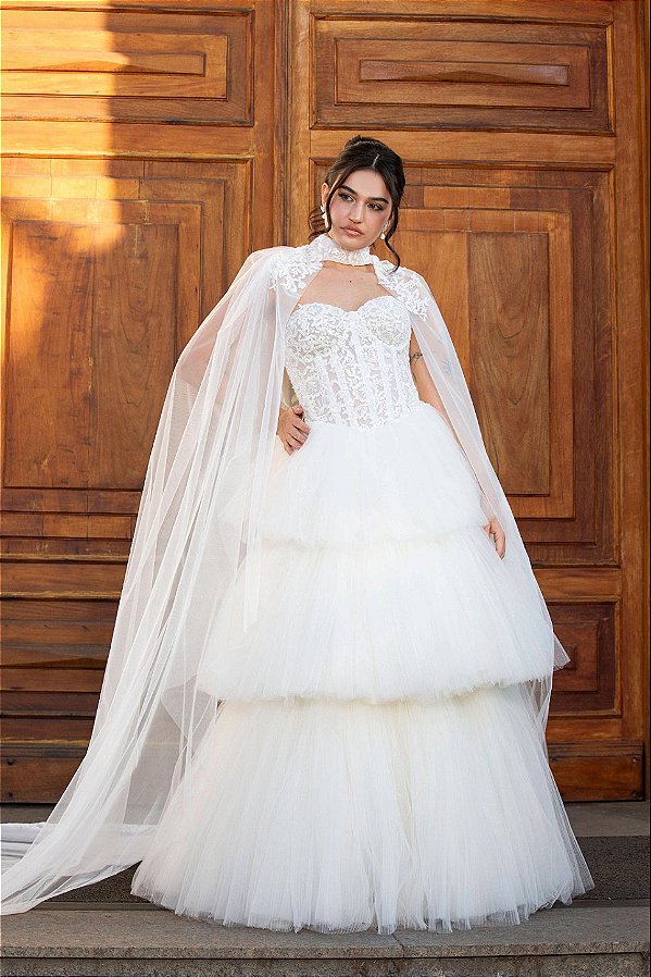 Vestido longo tule de seda em camadas off white noiva