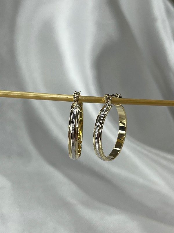 Argola Riscadinha G em Ródio