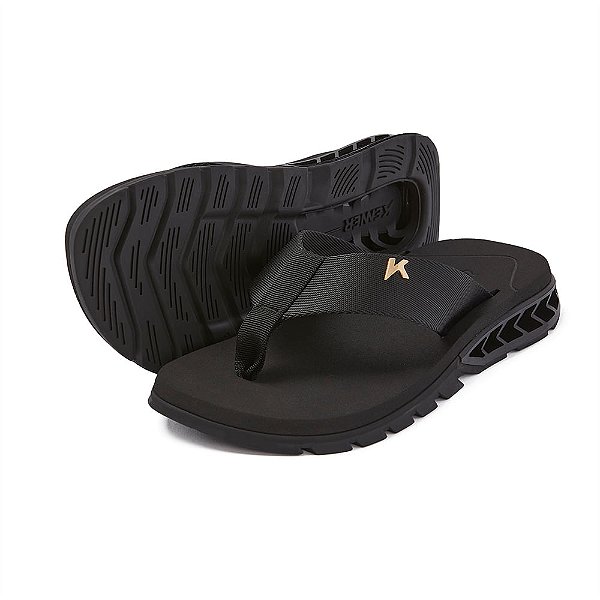Chinelo Kenner Rakka