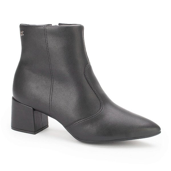 Bota Softli Cano Curto