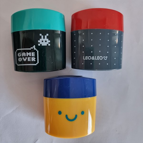 Apontador duplo com estojo
