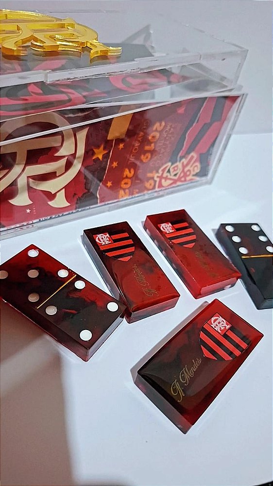DOMINO DE TIME EM RESINA