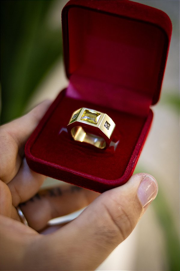 ANEL DE FORMATURA MASCULINO PERSONALIZADO- BANHADO A OURO