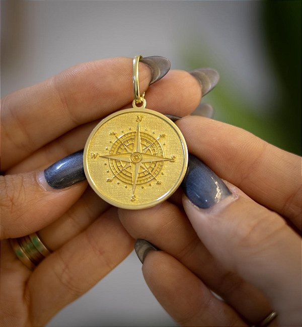 PINGENTE RODA DOS VENTOS