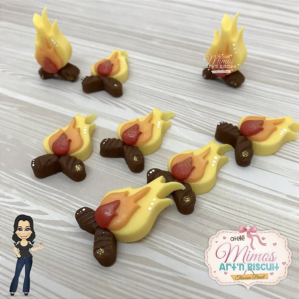 Aplique Fogueirinha em Biscuit