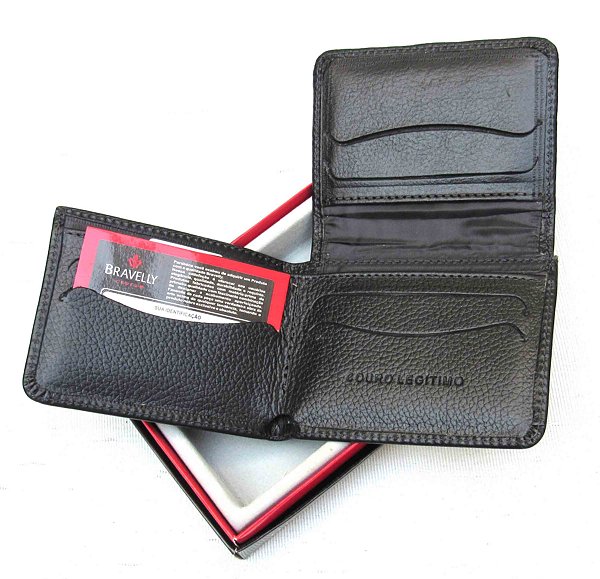 Carteira Masculina Pequena Em Couro Legítimo Com Proteção Anti Furto Bravelly Ref. 017