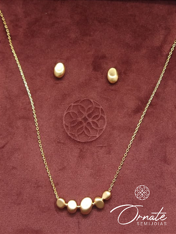 Conjunto Basic Matte