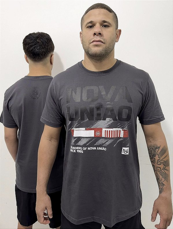 T-shirt Chumbo NU Coral Vermelha e Branca