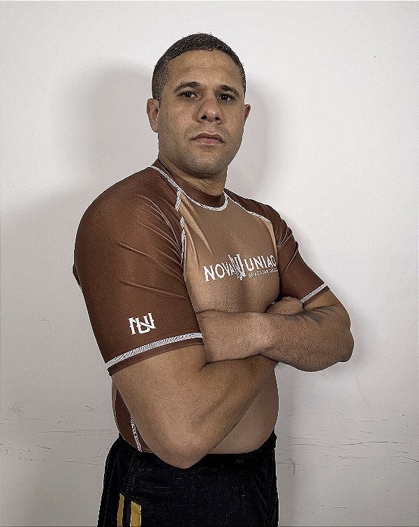Rashguard NU Marrom 2.0