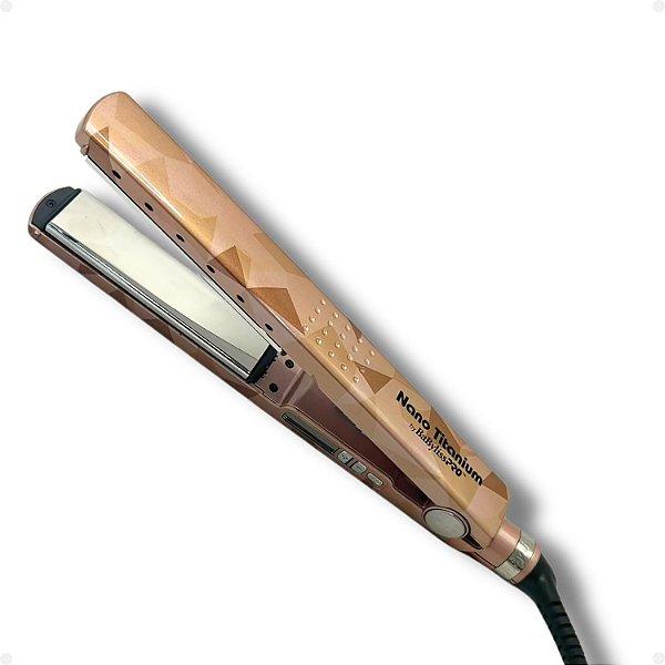 Prancha Babyliss Pro Vetro Nano Titanium Rose Gold 450°F 32mm 220V