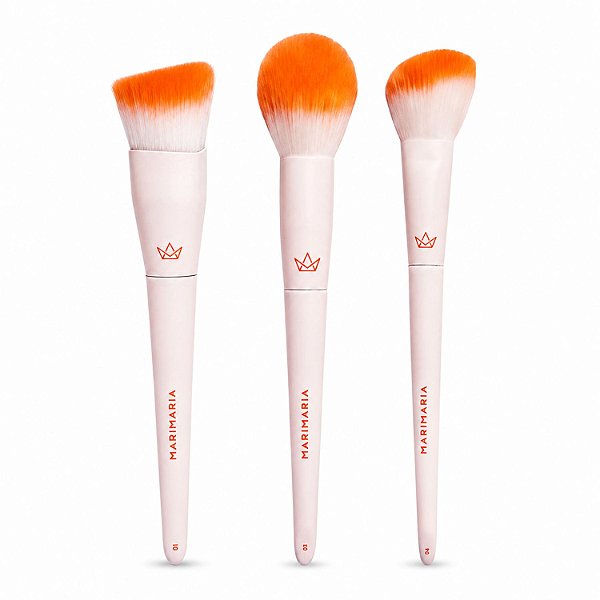 Kit Pincel Mari Maria: Pincel Para Base 02, Pincel Para Pó 03 e Pincel Para Blush 04