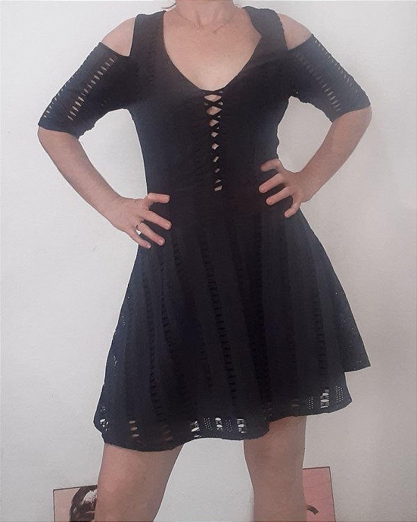 Vestido curto ciganinha