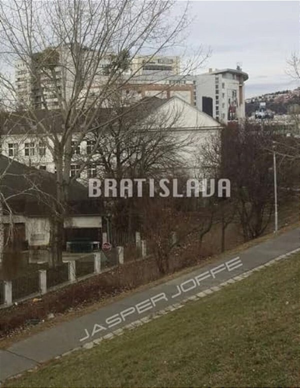 Bratislava-..