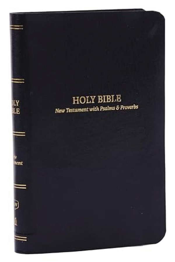 Kjv Holy Bible: Pocket New Testament With Psalms And Proverbs, Black Leatherflex, Red Letter, Comfort Print: King James Version-..