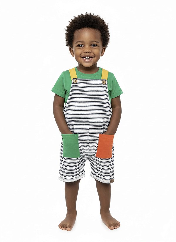 Conjunto Infantil camiseta básica e Jardineira Curta