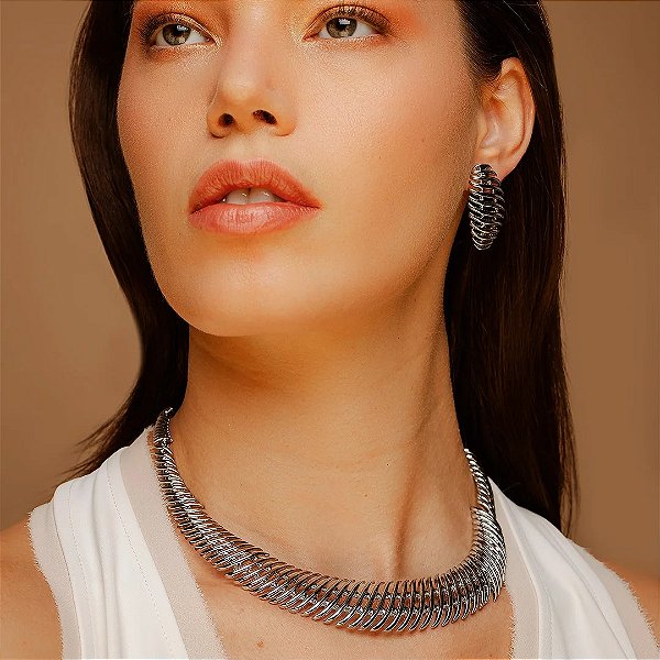 Conjunto brinco e colar liso banho rodio branco