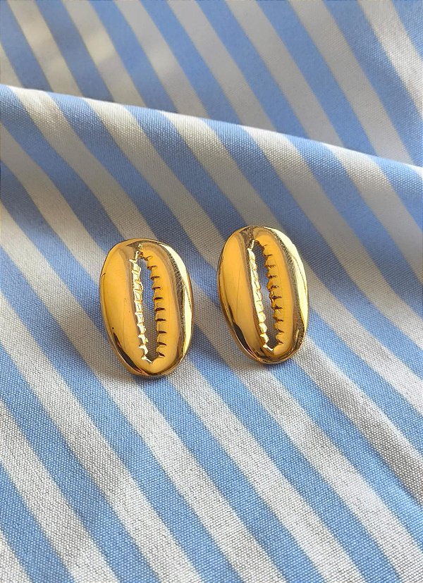 Brinco buzios banho ouro 18k