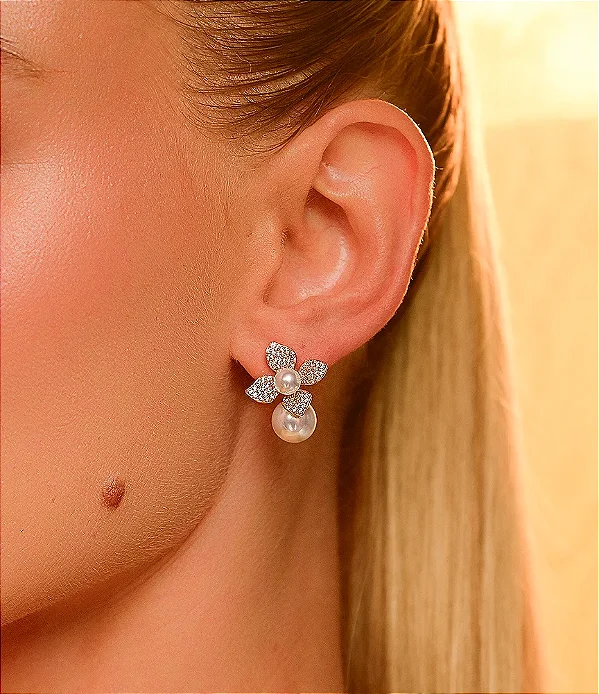 Brinco de perola cravejado de zirconia cristal banho em ouro 18k