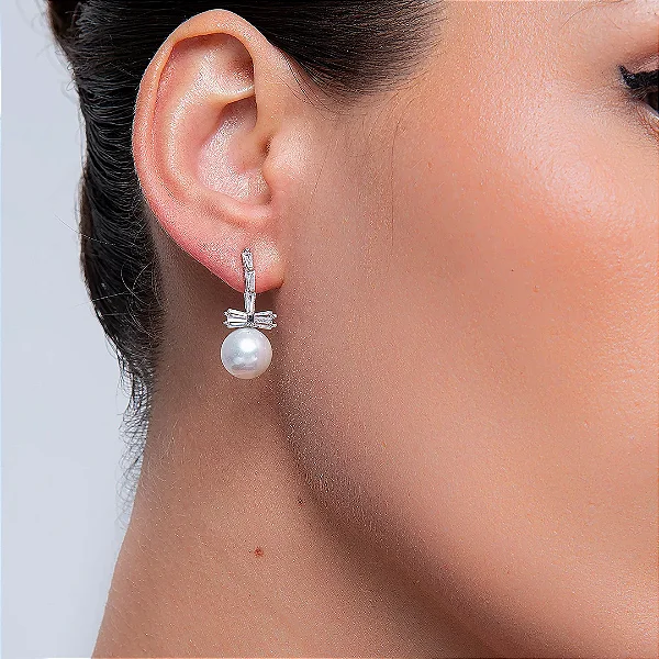 Brinco de pérola com zirconia banho em rodio branco