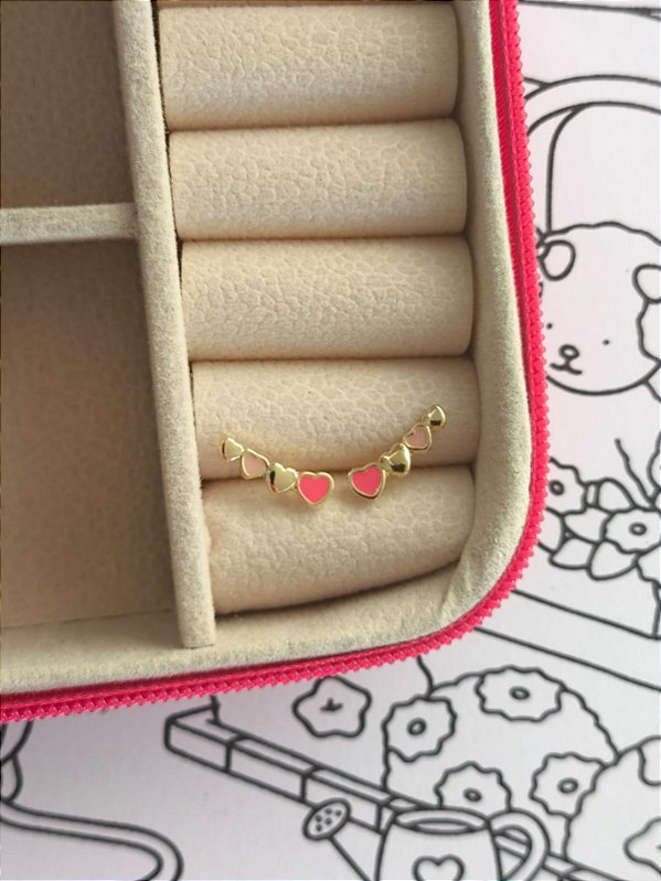 Brinco coração infantil banho ouro 18k