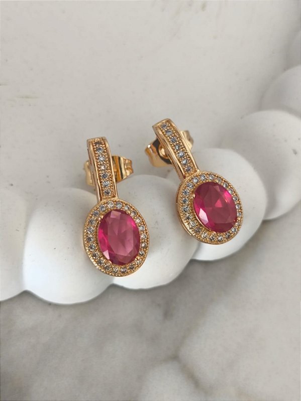 Brinco cravejado zirconia rubi banho ouro 18k