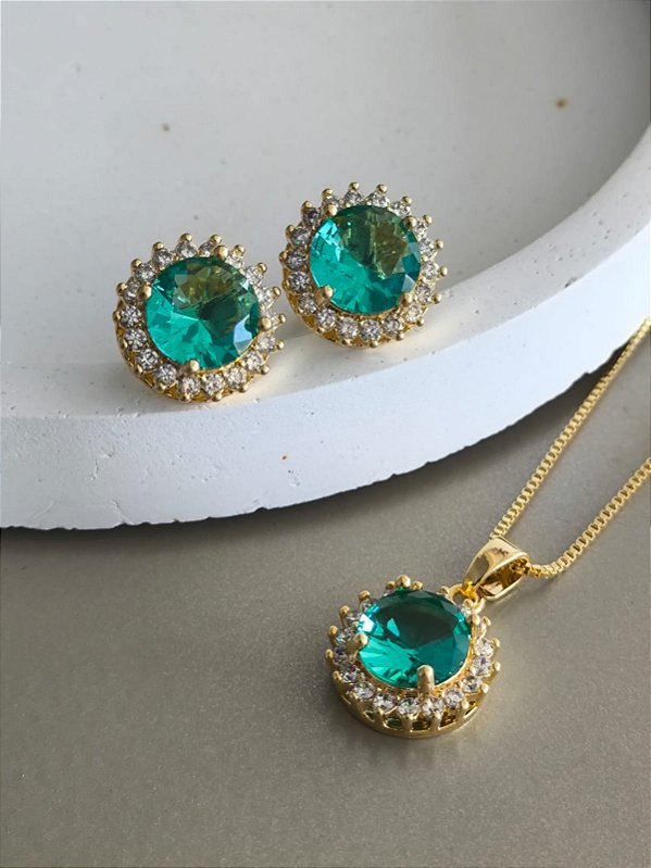 Conjunto cravejado banho ouro 18k