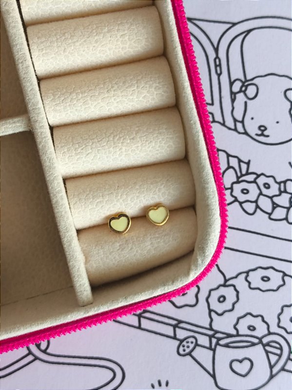 Brinco coração infantil banho ouro 18k