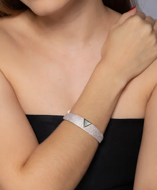 Bracelete cravejado inspiração banho rodio branco