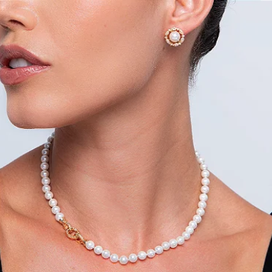 Brinco com perola e zirconias em banho ouro 18k