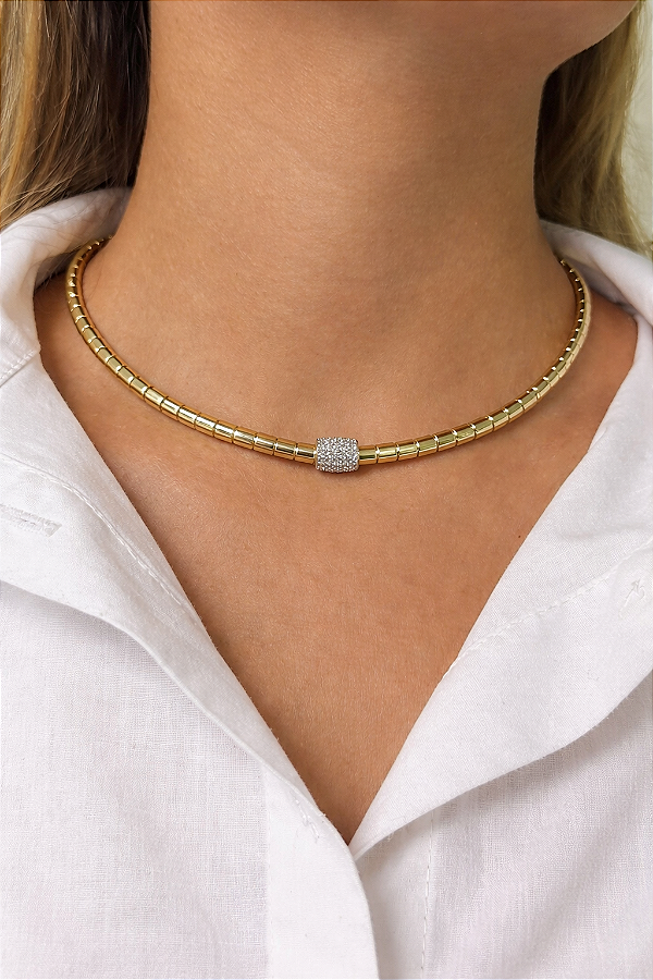 Chocker cravejada banhada a ouro 18k