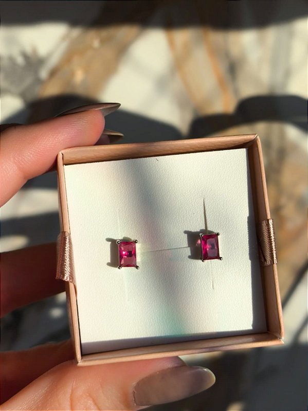 Brinco pedra fusion banhado a rodio branco