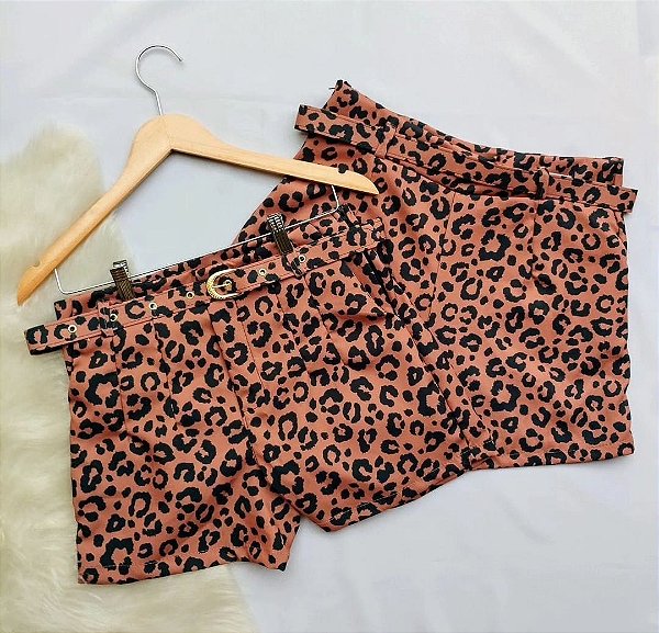 Short animal print