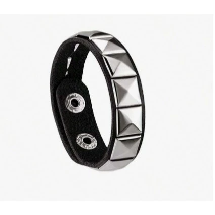 Pulseira c/ Pirâmide 1 Fileira