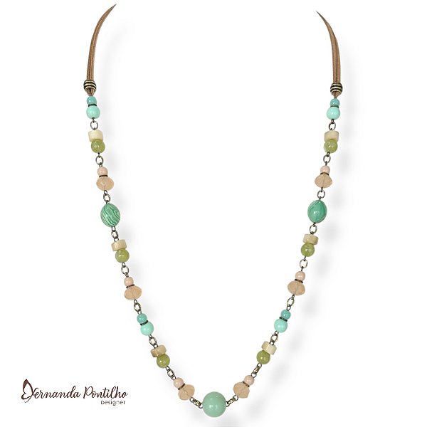 Colar médio c/ cordão, bolas e entremeios candy color 12700