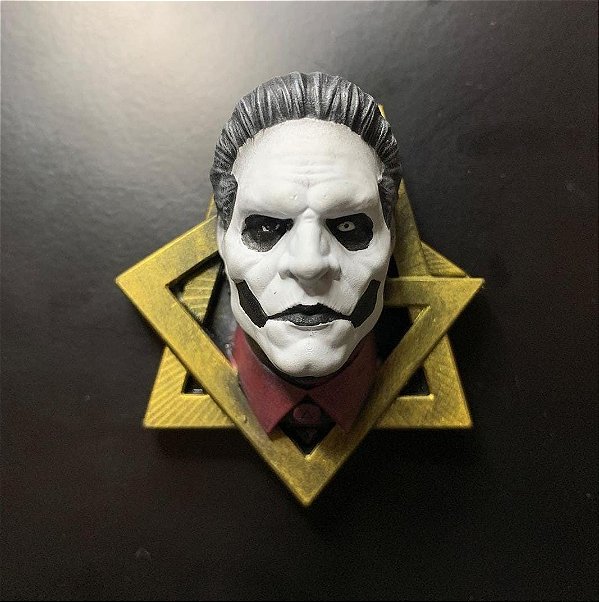 Papa Emeritus IV