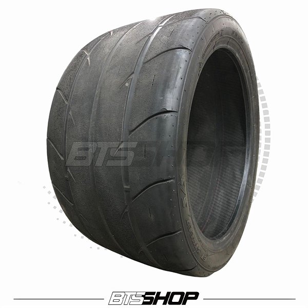Par de Pneu Mickey Thompson ARO 19 325/30R19