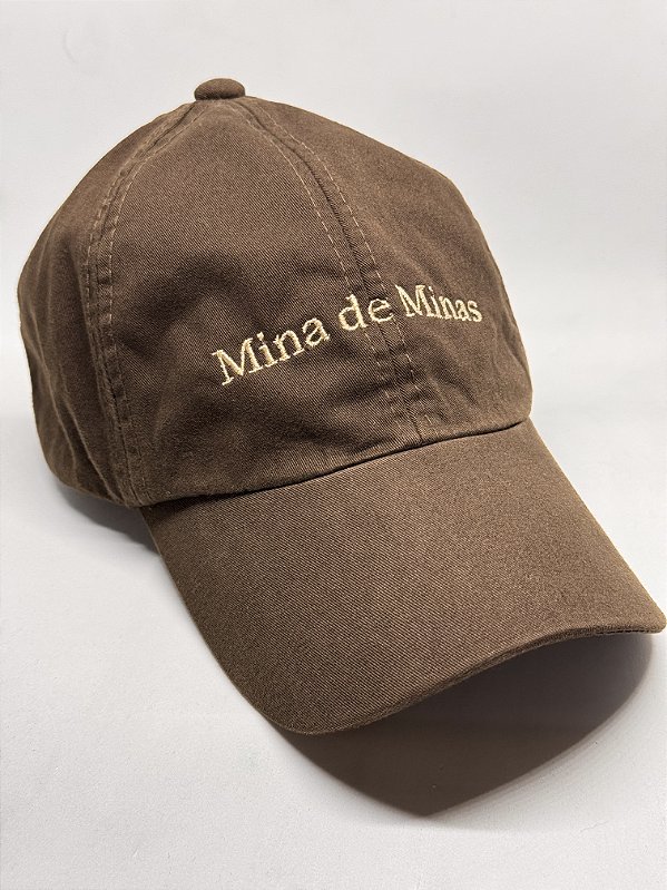 Boné Mina de Minas marrom