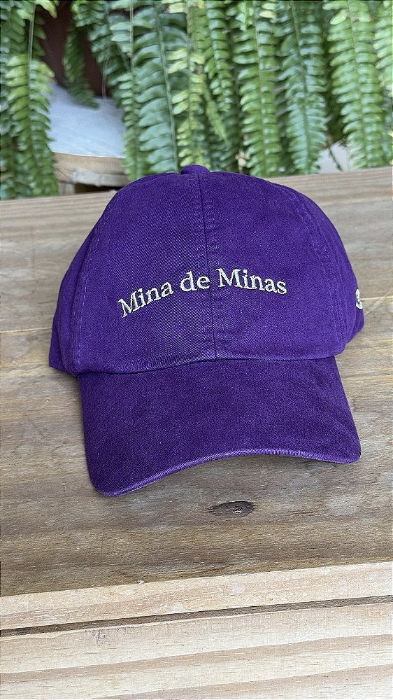 Boné Mina de Minas roxo