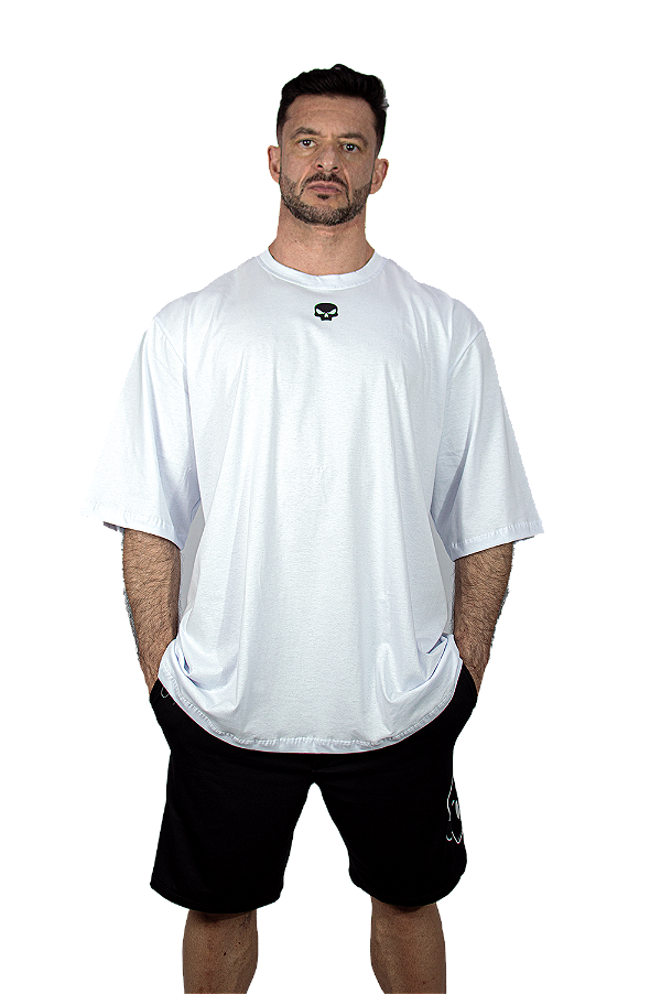 OVERSIZED BLACK SKULL HANDS BRANCA