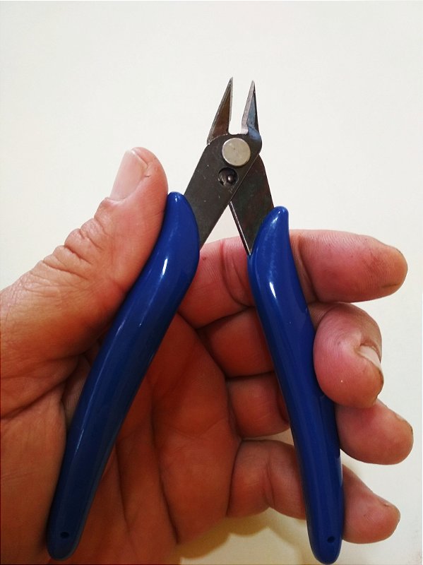 Alicate De Corte Para Cabos Elétricos