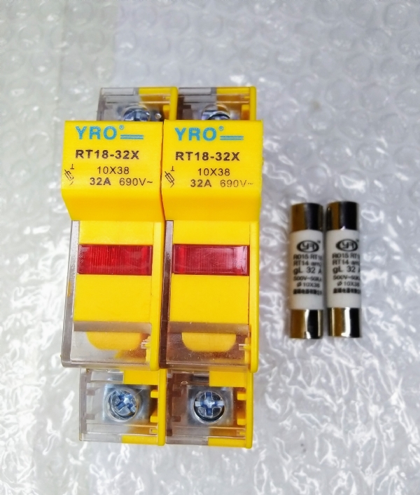 Porta Fusível + Fusível 10x38 2 polos 690v YRO